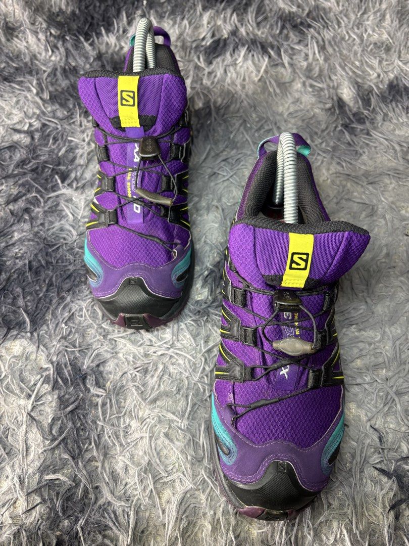 Salomon (Category: Sneakers) located in Legazpi City. Submitted by thesource052 (Listing ID 1470290234, Image 3). Description: Size 7us 5.5uk Eur 38 2/3 Excellent condition Legit 2500 Only plus sf Jnt .