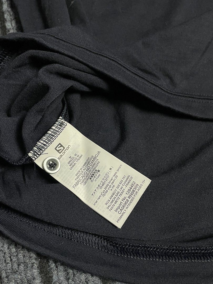 Salomon - SS Polo Shirt (Category: Activewear) located in Puerto Princesa. Submitted by palawan.swagdealer (Listing ID 1470318851, Image 3). Description: All details are provided Kindly check each photo Flaw: Has lints/fibers/fabrics that's embeded on the shirt, can be removed if you have the patience. Which i dont In very good condition.