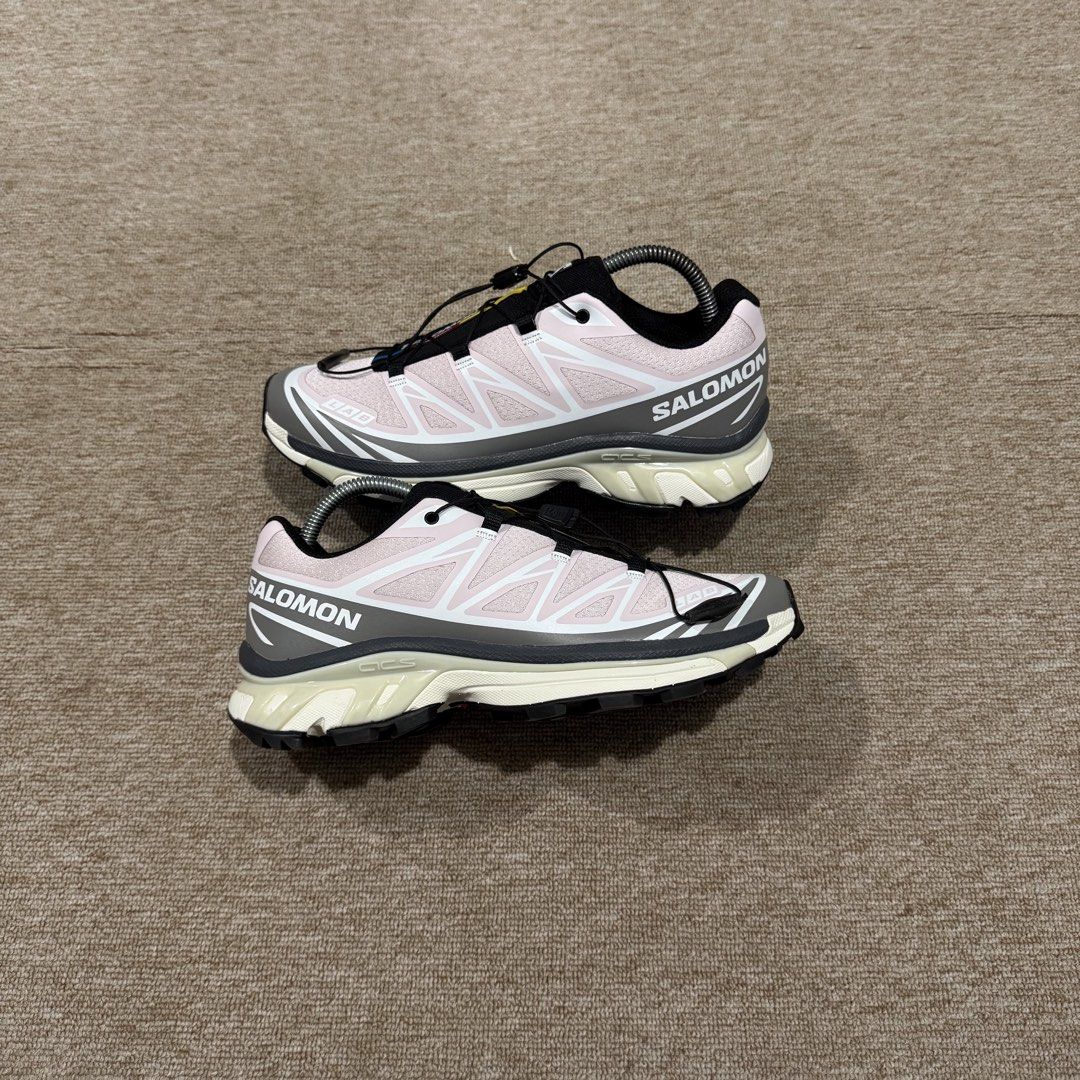 SALOMON XT-6 ICY BURST PINK (Category: Sneakers) located in Cebu City. Submitted by cjayzuno04940 (Listing ID 1470343775, Image 1). Description: SALOMON XT-6 ICY BURST PINK ORIGINAL✅ US WOMENS-7.5 EUR-39.5 CM-24.5 EXCELLENT CONDITION.
