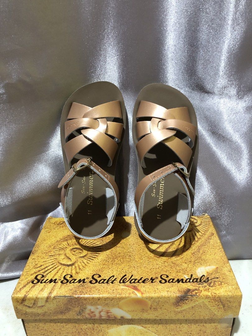 Salt Water Swimmer Sandals (Category: Babies & Kids Fashion) located in Baguio. Submitted by HisNHersBrandvillePh (Listing ID 1470263449, Image 1). Description: Salt Water Sun-San Swimmer Sandals 💵 P600.00 Color: Metallic Rose Gold Size: SLIM FEET US 11 / EU 28 / 18 cm Condition: like new - used once only 📍 Baguio City .