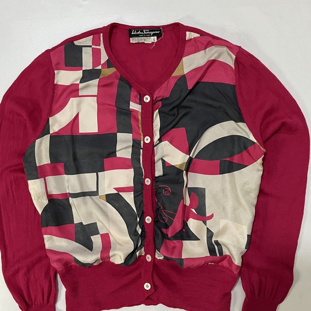 SALVATORE FERRAGAMO CARDIGAN (Category: Luxury Apparel) located in Bacolod City. Submitted by the.finest (Listing ID 1470337588, Image 2). Description: Salvatore Ferragamo Geometric Pattern Cardigan Tag Size: Small Width: 18 Length: 21.5 Condition: 9/10 2,500+shipping fee.