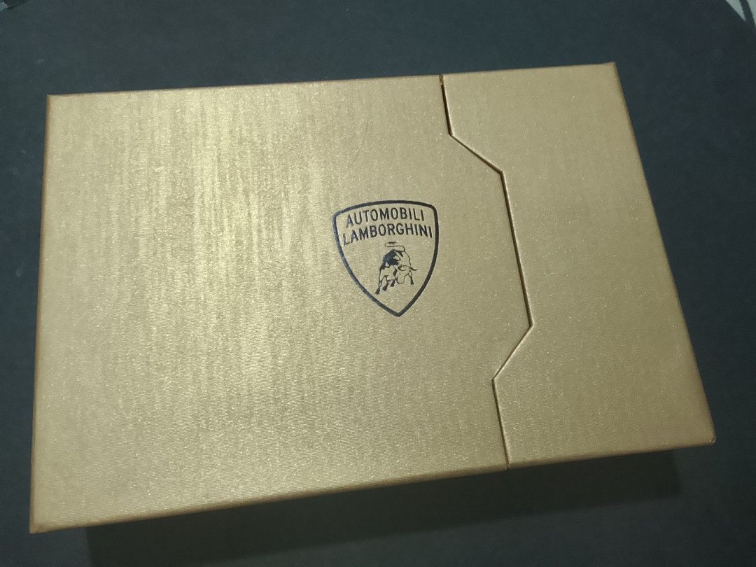 Sampul raya Lamborghini, Hobbies & Lifestyle, Stationery & Craft, Art ...