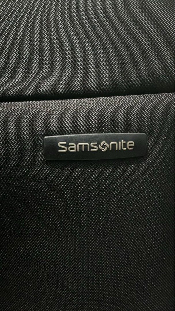 Samsonite luggage (Category: Luggage) located in Marikina City. Submitted by patpatndls (Listing ID 1470268888, Image 2). Description: - Brand: Samsonite - Color: Classic Black - Type: Large Softcase Luggage - Interior: Features mesh storage pockets and adjustable packing straps for organization - Condition: Good, well-maintained - Meetup Location: Marikina High School (F. Torres, Marikina City).