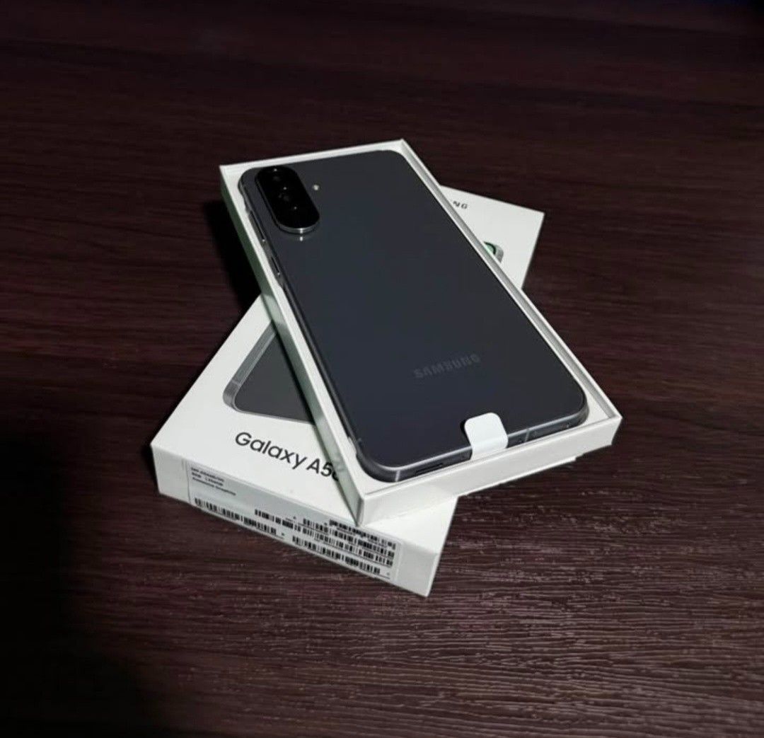 Samsung A56 5G (Category: Samsung) located in Las Pinas. Submitted by skylarkt (Listing ID 1470243966, Image 2). Description: 8/256 gb Openline NTC approved With box, cord, case No issue Smooth.