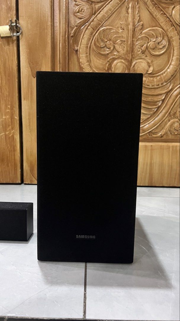 Samsung Bluetooth Sounbar HW-T420 (Category: TV Parts & Accessories) located in San Fernando. Submitted by declutteringyishi (Listing ID 1470282383, Image 2). Description: hello! selling my samsung bluetooth soundbar hw-t420 for ₱3,000 in very good condition! rfs: decluttering inclusion: - main soundbar speaker - wired passive subwoofer - power cord - optical audio cable - remote control 📍 location: Pampanga 💸 mode of payment: GCash 📦 mode of 
