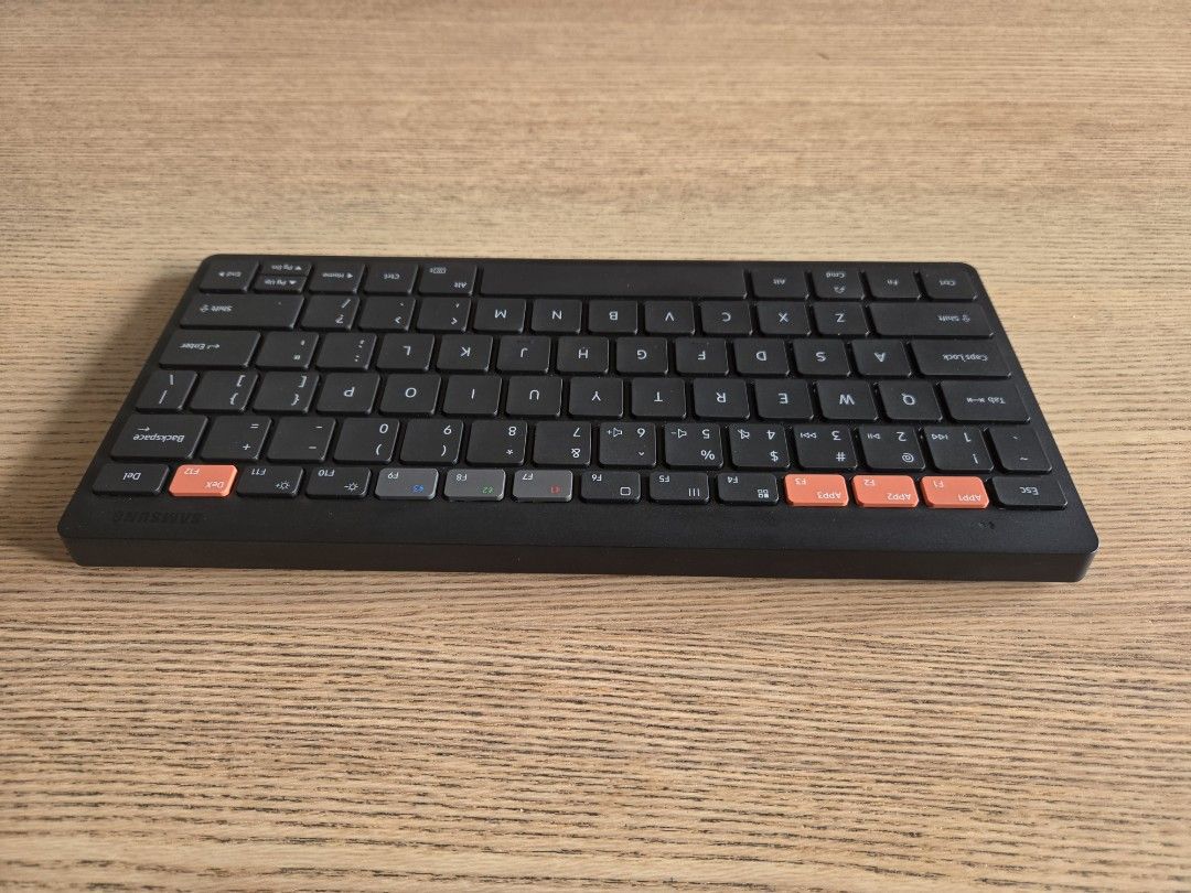 Samsung Keyboad Samsung Smart Keyboard Trio 500, Computers & Tech, Parts & Accessories ...