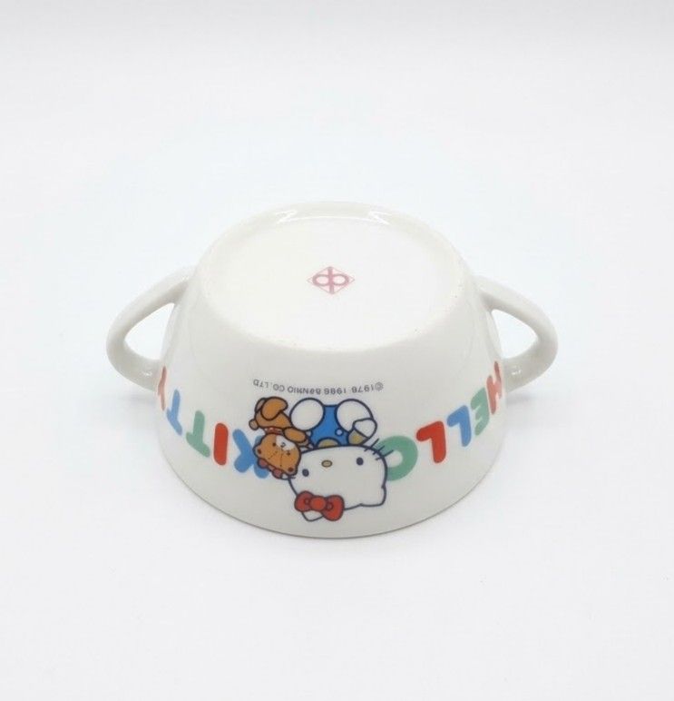 Sanrio Hello Kitty Ceramic Mug Soup (Category: Coffee & Tea Tableware) located in Binan City. Submitted by mayjhe (Listing ID 1470161971, Image 2). Description: 💛 For Sale 💛 🌸 Sanrio Hello Kitty 🍀 Ceramic Mug Soup 📍 Condition: Good 💰 Price is ₱ 170.00 👉 Other details posted 🇵🇭 Location Biñan Laguna 🛵 Courier J& T and Lalamove 📋 Shipping by schedule 📍 NO COD & COP 📌 All items are carefully packed and labeled with Fragile stickers for 