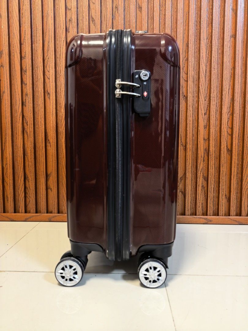 Saxoline Japan Brand Luggage (Category: Luggage) located in Manila. Submitted by uno001 (Listing ID 1470201735, Image 3). Description: Brand: Saxoline "Japan Brand" ✨ In Very Good condition ✅ 💯 Legit Brand ✅ Small Handcarry luggage ✅ H20" x L13.75" x D9" ✅ Heavy Duty Guaranteed ✅ 360°Wheels All smooth ✅ TSA002 Lock with Key.