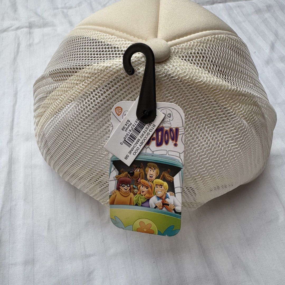 SCOOBY DOO (Category: Caps & Hats) located in Pasig City. Submitted by jaaard (Listing ID 1470320922, Image 2). Description: Bnew scoobydoo netcap.