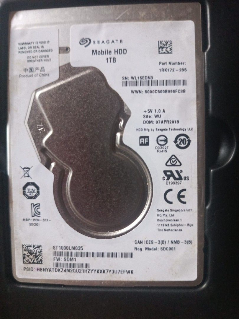 Seagate Mobile HDD 1TB Hard Drive ST1000LM035 (Category: Hard Disks & Thumbdrives) located in Pasig City. Submitted by mrnnsntg1234 (Listing ID 1470234581, Image 1). Description: FOR SALE: Seagate 1TB Laptop HDD — ₱400 negotiable Brand: Seagate Model: ST1000LM035 Capacity: 1TB Type: 2.5-inch internal SATA laptop hard drive Condition: UNTESTED. Selling as-is because I haven't tested its current working condition. Please buy only if you're willing 