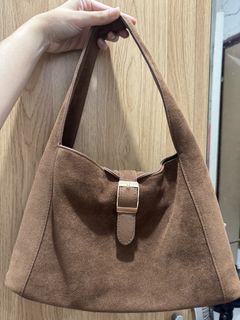 (Category: ) located in . Submitted by kelayaaa (Listing ID 1470259668, Image 1). Description: .