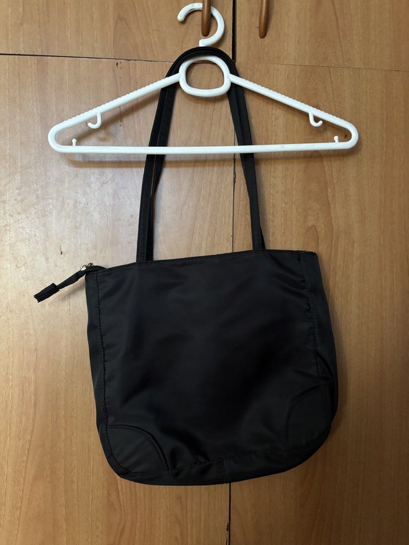 Secosana Black Nylon Tote Bag (Category: Tote Bags) located in Cainta. Submitted by missirii (Listing ID 1470216838, Image 2). Description: - Brand: Secosana - Material: Durable black nylon with clean interior and exterior - Usage: Like new (used less than 20 times).