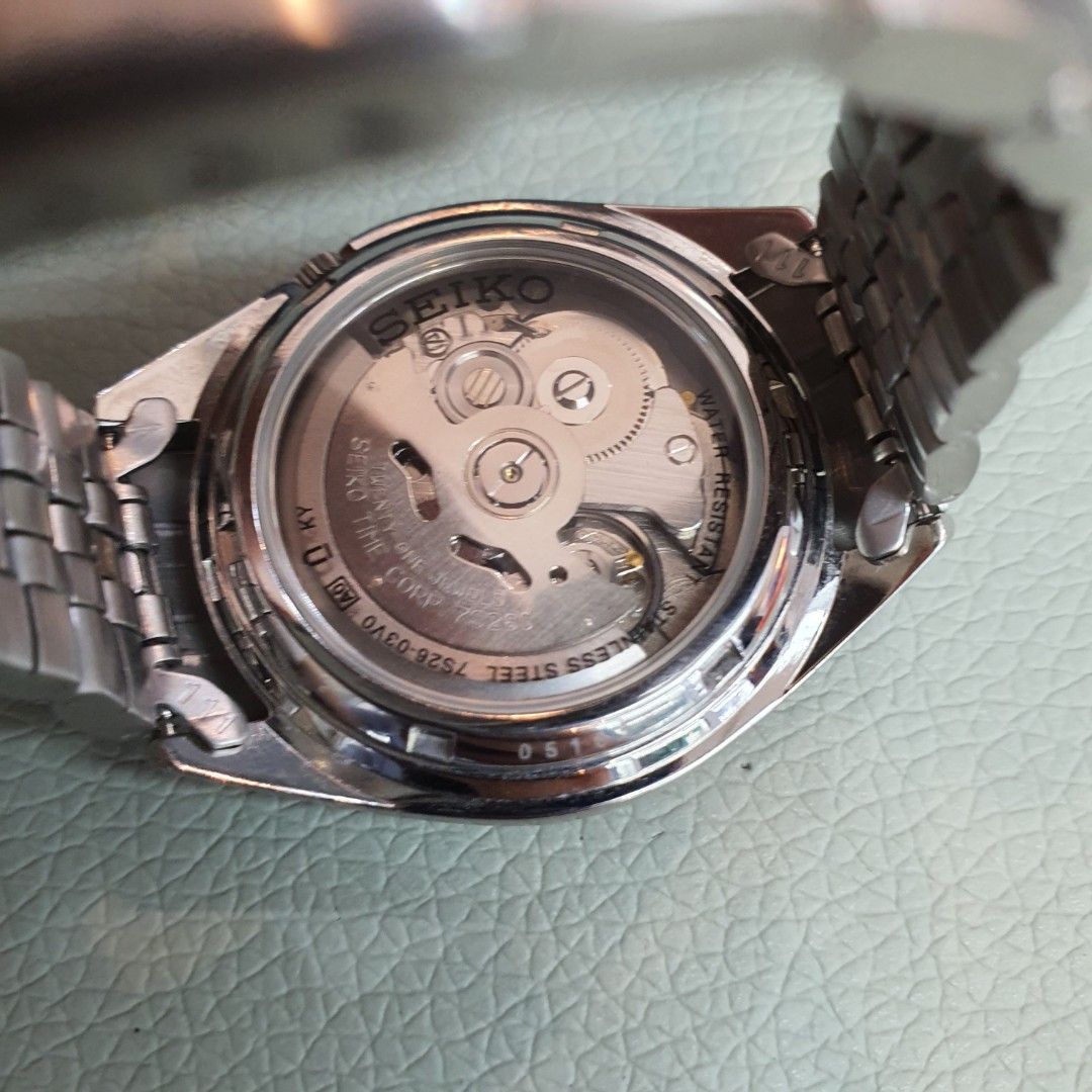 Poster Bugis Seiko 5 SNKL17 Automatic Watch, Men's Fashion, Watches & Accessories ...