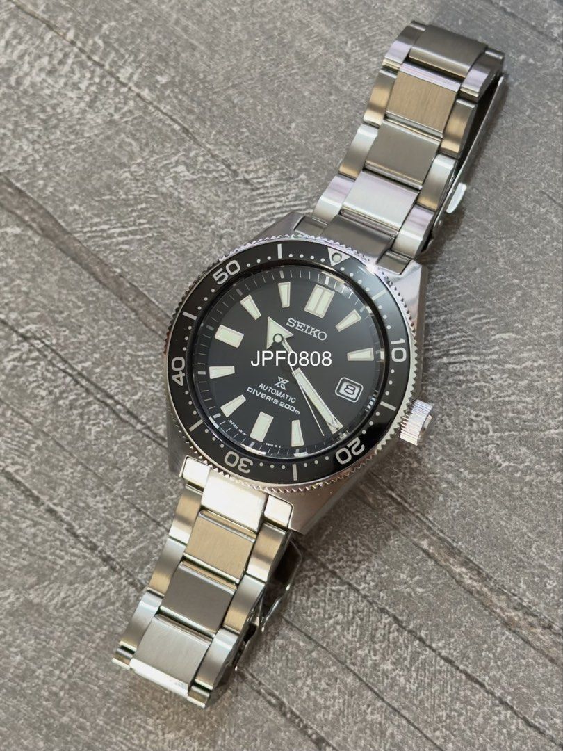 Seiko spb051 62mas reimagined (Category: Men's Watches) located in Makati City. Submitted by jpf0808 (Listing ID 1470226990, Image 2). Description: Seiko spb051 62mas reimagined Condition: 9.5/10 Complete inclusions For sale only no trades P35,000 Condition: 9.5/10 Movement: 6R15 Automatic w/ manual winding Power reserve: 50 hours Stainless steel Case Size Thickness:13.8mm Diameter:42.6mm Crystal: Curved sapphire crystal Water Resistance: 200m / 