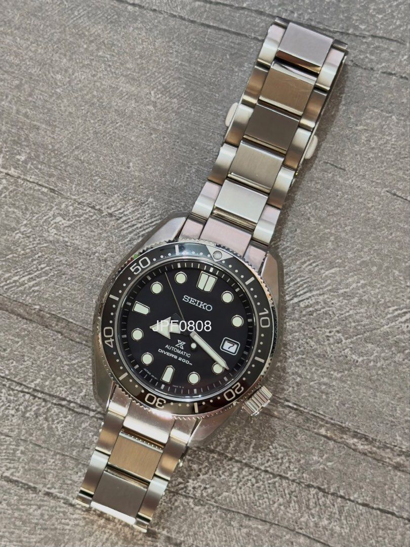 Seiko spb077 mm200 (Category: Men's Watches) located in Makati City. Submitted by jpf0808 (Listing ID 1470225852, Image 2). Description: Seiko spb077 mm200 Condition: 9.5/10 Complete inclusions For sale only no trades P33,000 Movement: 6R15 Automatic w/ manual winding Power reserve: 50 hours Stainless steel Case Size Thickness:12.7mm Diameter:44mm Crystal: sapphire crystal Water Resistance: 200m / 660ft.