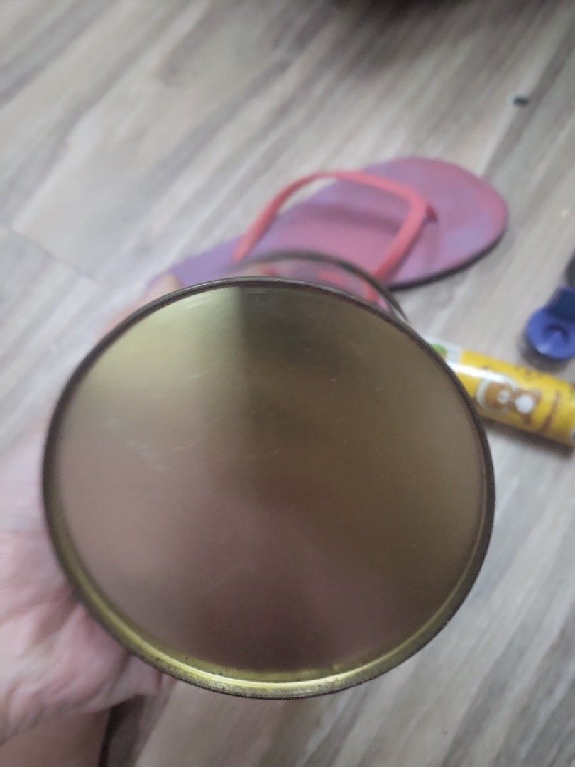 Shakeys tin can (Category: Accessory Holder, Box & Organizers) located in Caloocan City. Submitted by lynette1977 (Listing ID 1470225842, Image 3). Description: .