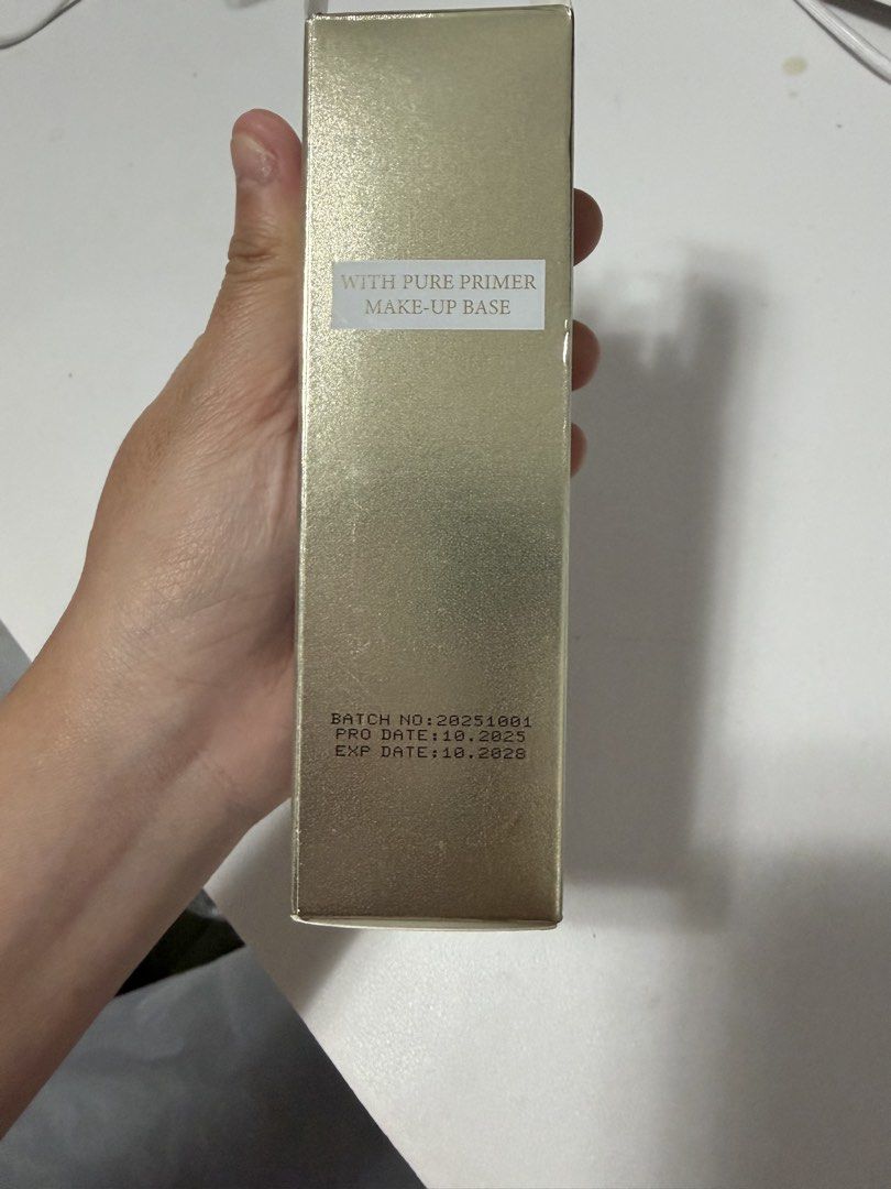 Shawill Face Primer (Category: Makeup) located in Manila. Submitted by 4kicarts (Listing ID 1470275033, Image 3). Description: bnew just tried it once .