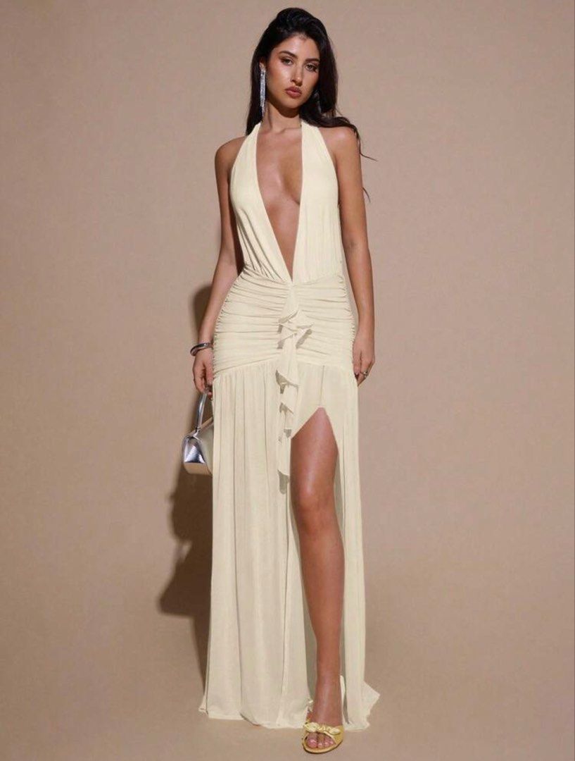 Shein Apricot Maxi Dress (Category: Dresses) located in Quezon City. Submitted by prelovedbykhy (Listing ID 1470278034, Image 1). Description: never used this. im cool toned doesn’t look good on my skin.