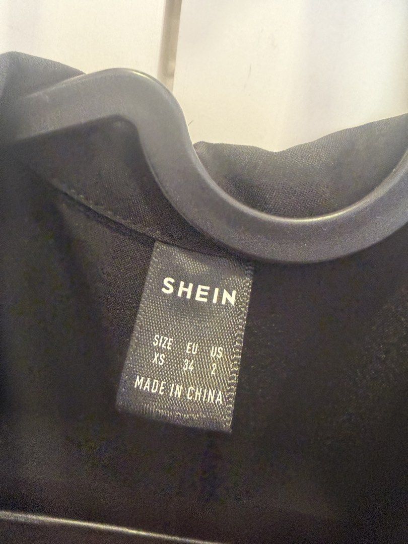 Shein vest (Category: Sleeveless) located in Quezon City. Submitted by destashingmycloset (Listing ID 1470247983, Image 2). Description: .