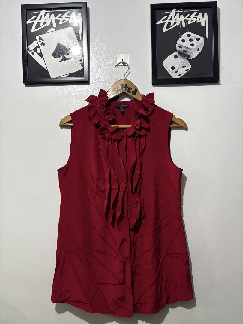 Shiatzy Chen Ruffled Sleeveless Blouse (Category: Sleeveless) located in Makati City. Submitted by ThriftedGoods (Listing ID 1470297121, Image 1). Description: Feel free to ask for more detailed photos In excellent condition No issues Length-28 Width-20.