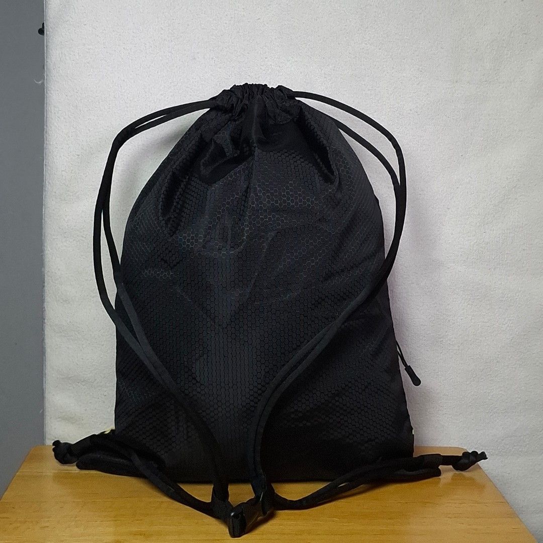 Shokz Drawstring Backpack (Category: Backpacks) located in Baguio. Submitted by kathuu27 (Listing ID 1470227269, Image 2). Description: Shokz Drawstring Backpack 37 x 48cm Likenew condition Baguio City Based (open for dropping/meet-up) Outside Baguio - Payment First Shipping +SF Courier: Jnt.