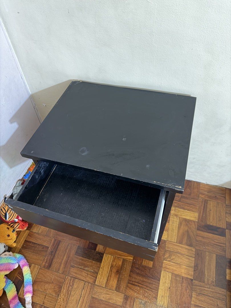 Side Table BLIMS (Category: Shelves, Cabinets & Racks) located in Cainta. Submitted by cubic01 (Listing ID 1470273734, Image 2). Description: Can be repaint. Still durable.