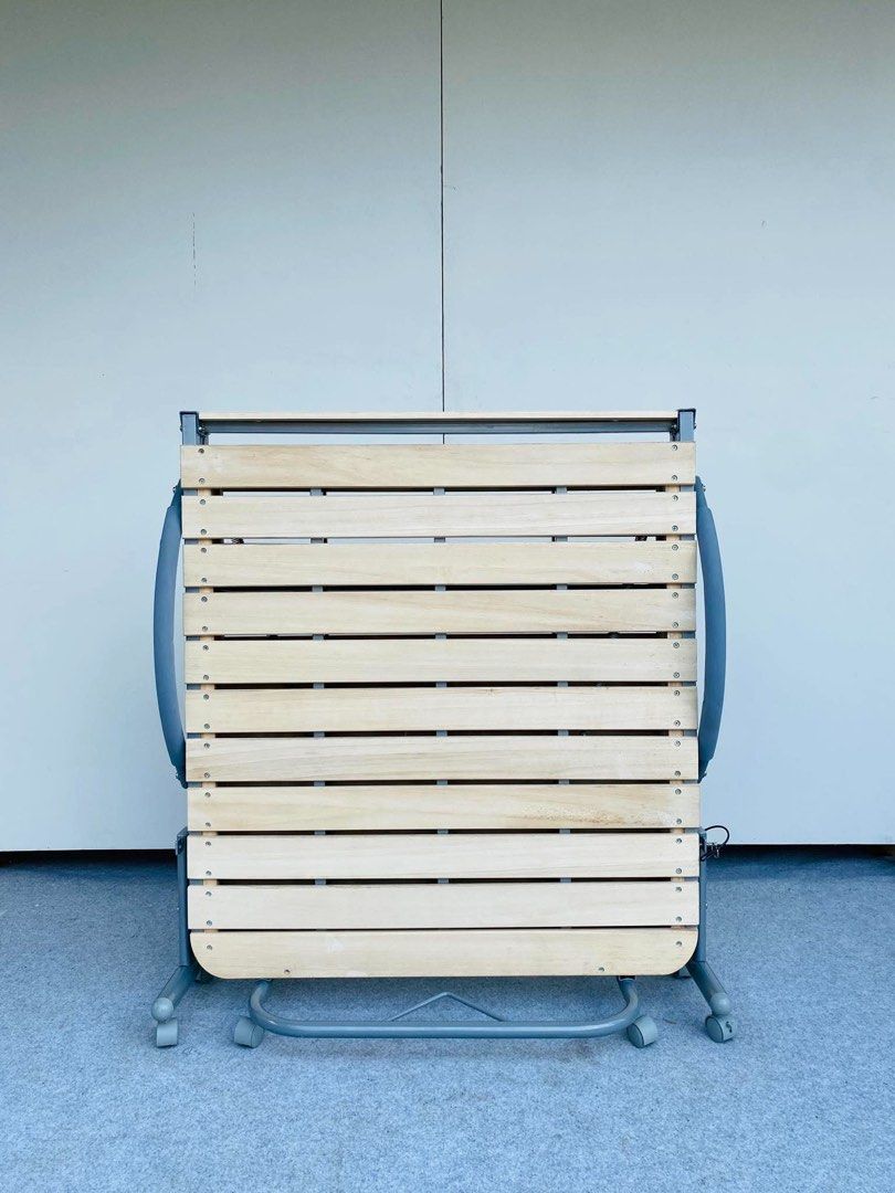 Single Folding Bedframe (Category: Bed Frames & Mattresses) located in Manila. Submitted by elliefurnies31 (Listing ID 1470276792, Image 1). Description: "JAPAN SURPLUS" FOLDING BEDFRAME BRAND NEW CONDITION WITH BOX SIZE: 81L" x 36W" x 14-43H" inches (AS-IS ITEM) IN GOOD CONDITION.