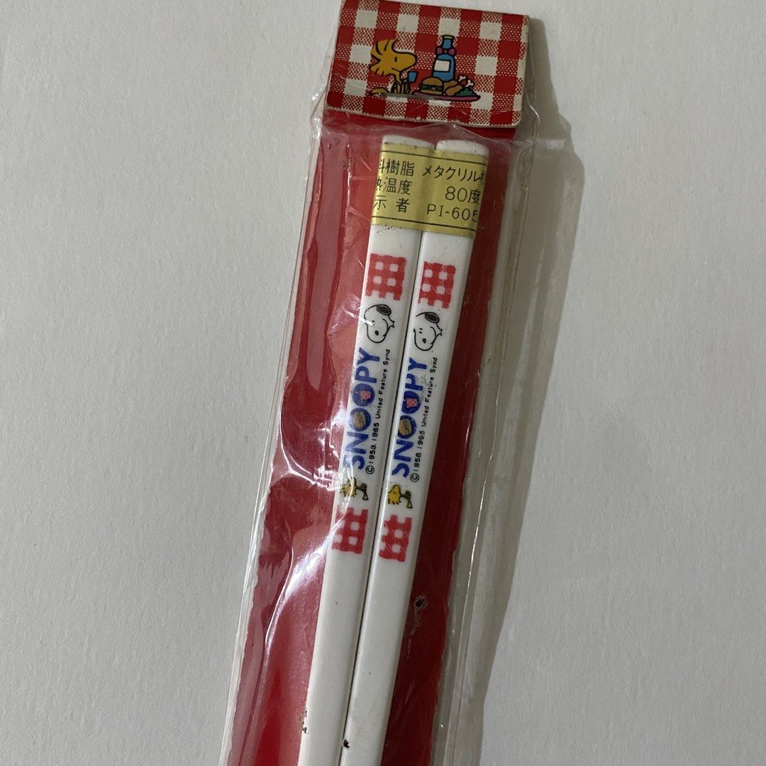 Skater Snoopy Chopsticks (Category: Everything Else Others) located in Butuan. Submitted by paperlueur (Listing ID 1470185723, Image 2). Description: .