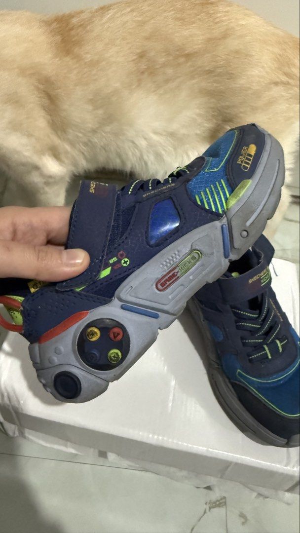Skechers Gametronix US 13 19CM (Category: Babies & Kids Fashion) located in Quezon City. Submitted by dinesaur (Listing ID 1470230635, Image 3). Description: Needs wash lang Us 13, 19cm.