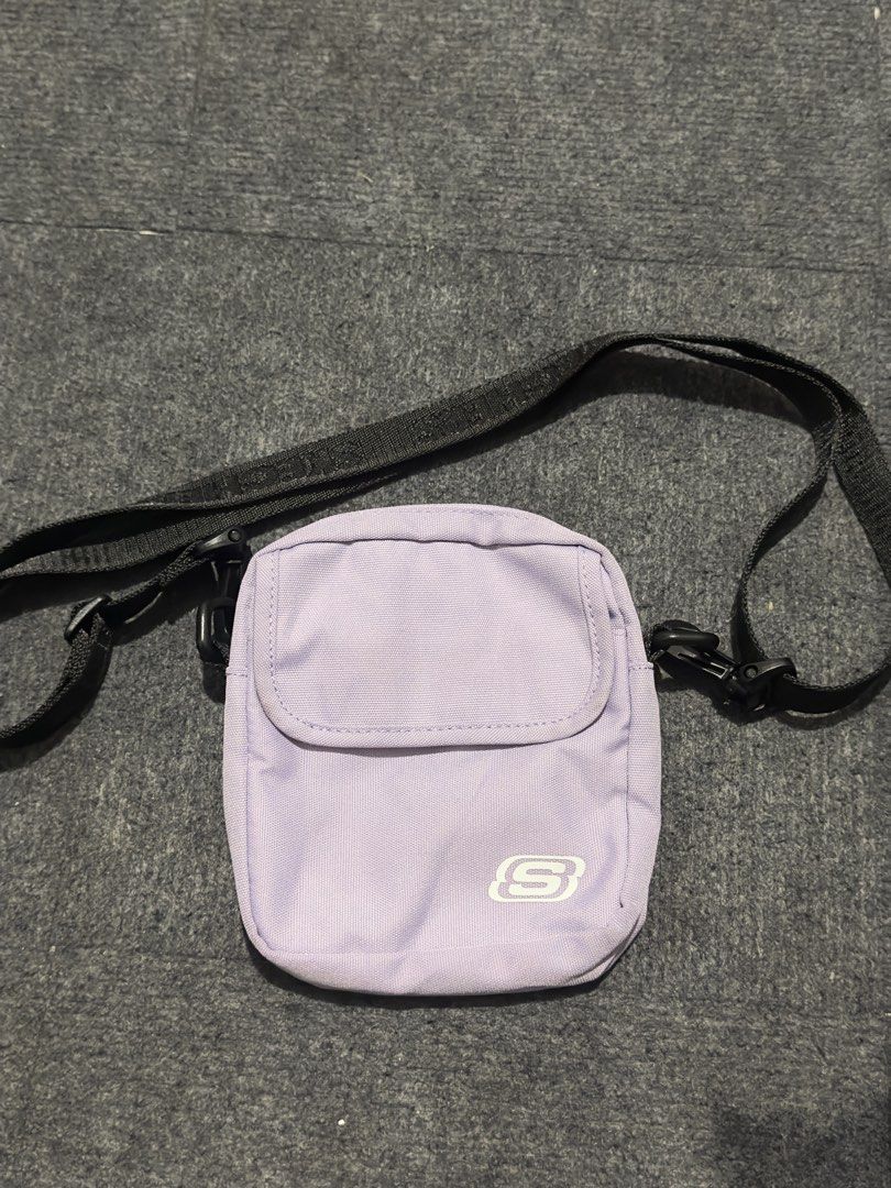 Sketchers Sling Bag (Category: Sling Bags) located in Dipolog. Submitted by dripdistric.co (Listing ID 1470248161, Image 1). Description: Pm lang.