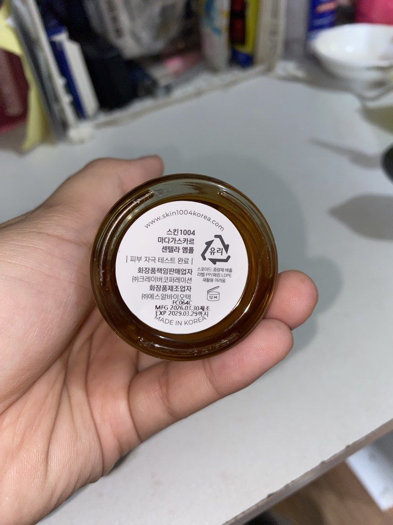 SKIN1004 Madagascar Centella Ampoule 55ml (Category: Face Care) located in Caloocan City. Submitted by clong.ells (Listing ID 1470187886, Image 2). Description: - Product: SKIN1004 Madagascar Centella Ampoule - Size: 55 ml - 2x lang nagamit - not suitable for my skin type Caloocan/qc/manila .