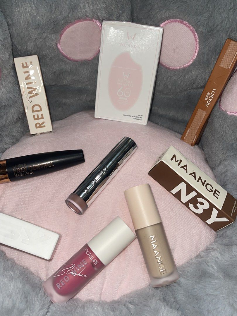 Skincare , Makeup , eyelashes & Brushes ( sold per piece ) (Category: Makeup) located in Cavite. Submitted by Daspark25 (Listing ID 1470225625, Image 3). Description: - skincare and makeup items - Includes trending brands: Skintific, Luxe Organix, Kerastase, Maybelline, Focallure, Gmeelan, Dr. Leo, Dazzle Me, and Pramy - Packed with cushions, sunscreens, serums, sun sticks, eyeshadow palettes, blushers, and beauty tools - Brand new—perfect for gi