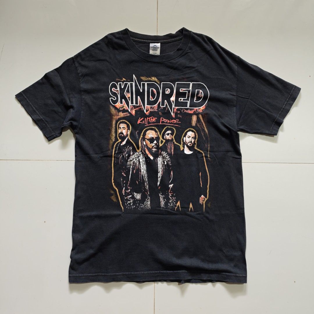 Skindred Bandshirt (Category: Tshirts & Polo Shirts ) located in Minglanilla. Submitted by thriftdig (Listing ID 1470295881, Image 1). Description: Skindred Large 21X30.5 Alstyle 📥📥📥 #skindred #bandshirt #thriftdig #highlights #fyp #carousell.