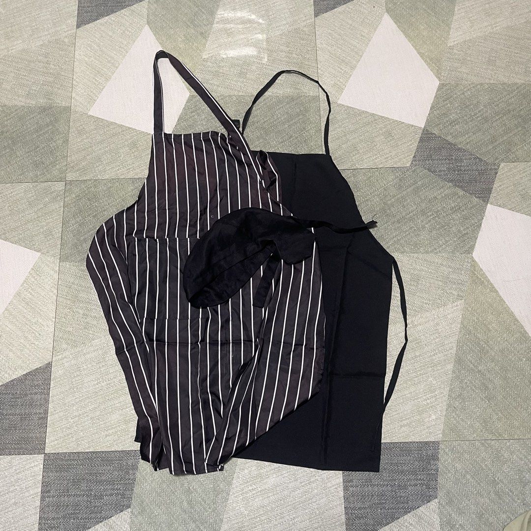 skull cap and apron bundle (Category: Cookware & Accessories) located in Pasig City. Submitted by sirendiva_ (Listing ID 1470182337, Image 1). Description: perfect for laboratory uniform in your university .