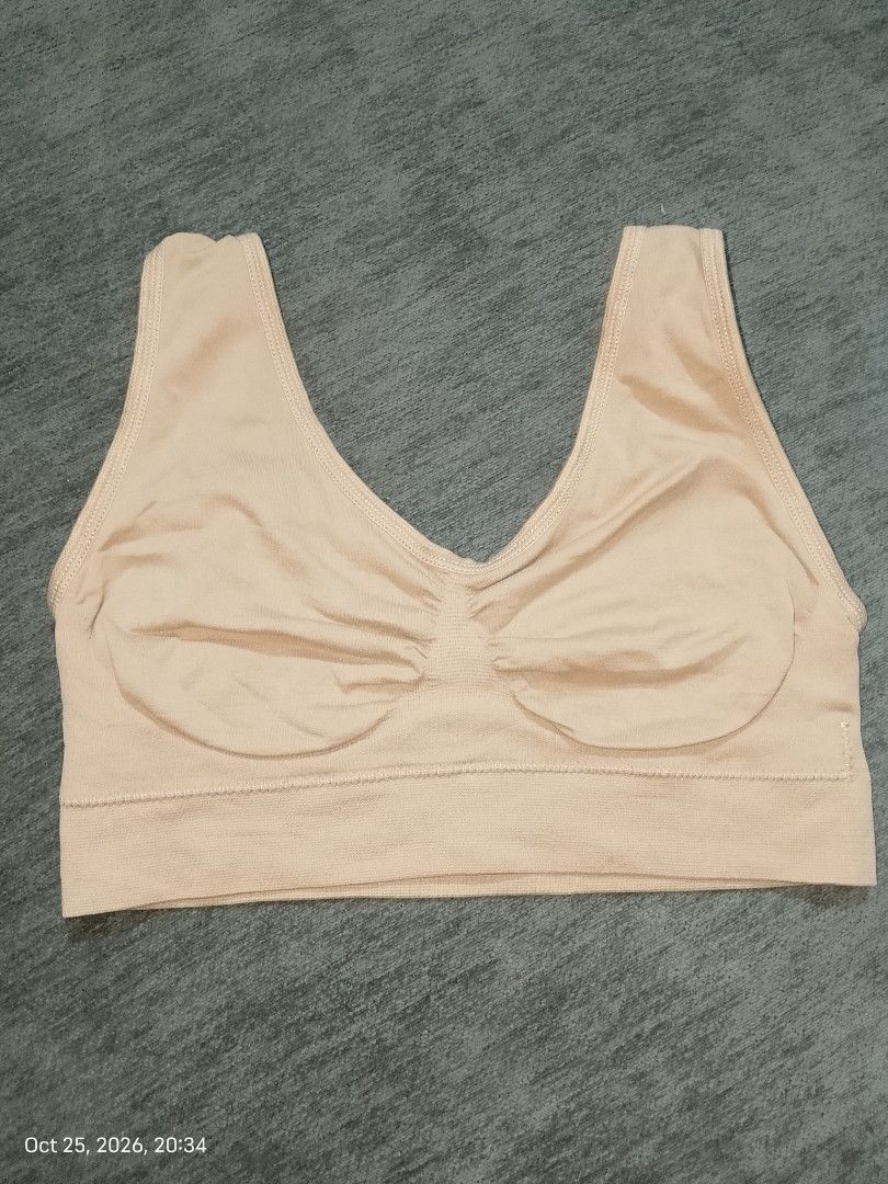 Small nude bra no pads (Category: Undergarments & Loungewear) located in Manila. Submitted by truecrystal-1407 (Listing ID 1470278779, Image 1). Description: .