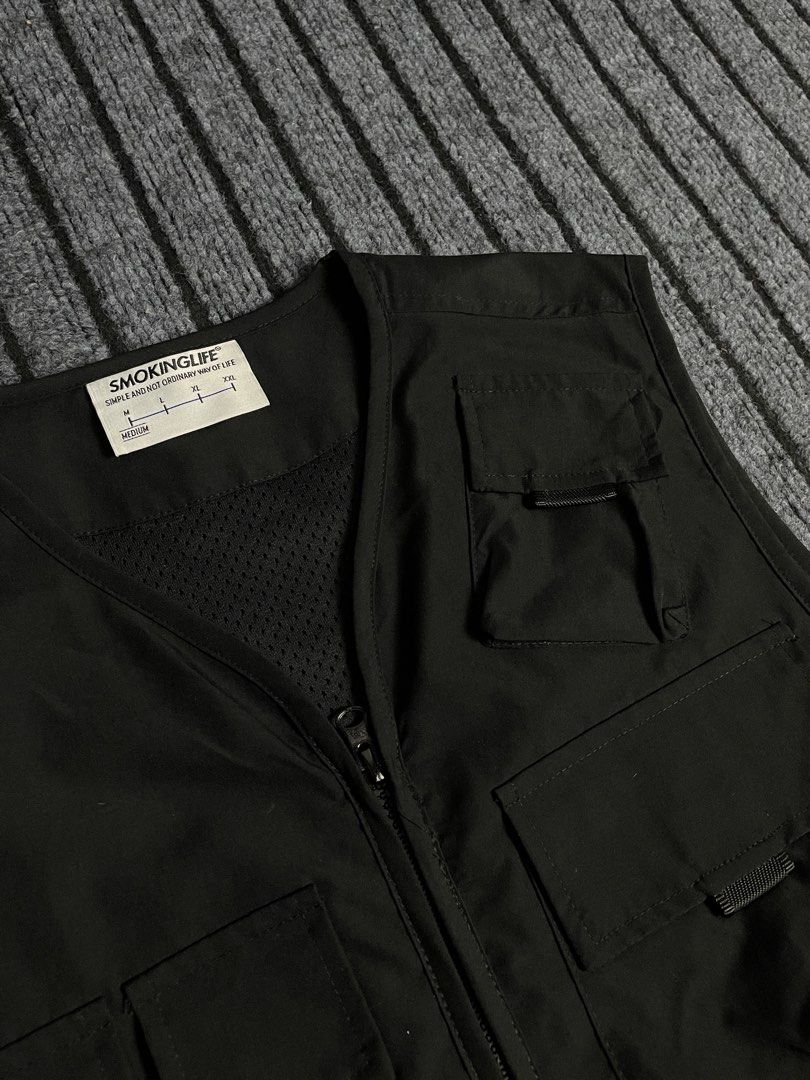 SMKL - Tactical/Utility Multipocket Vest (Category: Vests) located in Puerto Princesa. Submitted by palawan.swagdealer (Listing ID 1470206045, Image 3). Description: All details are provided In excellent condition No flaws Total pockets: 7.