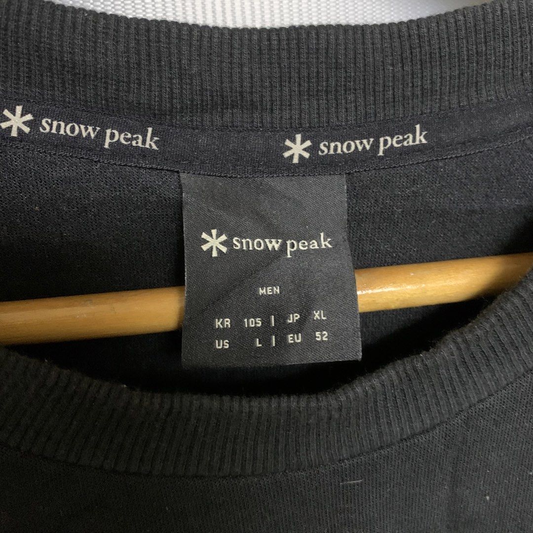 Snow Peak Crewneck (Category: Coats, Jackets and Outerwear) located in Butuan. Submitted by 8600_recycled.hyp3 (Listing ID 1470286966, Image 3). Description: XL on tag 23W X 27L Like new No issue 1200.