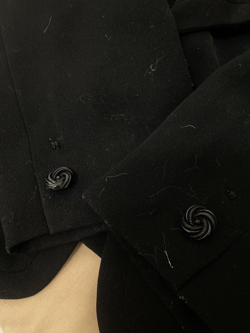 Soir Benir Black Formal Jacket Blazer (Category: Coats, Jackets and Outerwear) located in Pasig City. Submitted by crybbeee (Listing ID 1470272805, Image 3). Description: - Brand/Style: Vintage Soir Benir black formal jacket (S-M) - Color: Classic solid black - Interior: Fully lined for comfort - Details: Unique swirl black buttons on the front and sleeve cuffs - Collar: Structured lapel collar - Condition: Excellent vintage formal wear 🔺NOTE🔺 