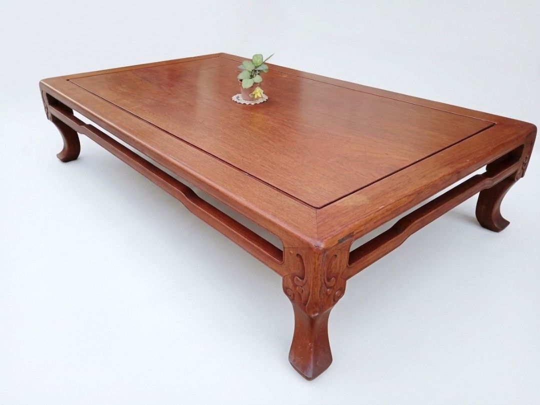 solid wood center table (Category: Tables & Sets) located in Bulacan. Submitted by duncayow (Listing ID 1470158023, Image 1). Description: .