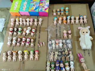 Sonny Angel Valentine’s Mint Choco, Toys & Collectibles, Figurines ...