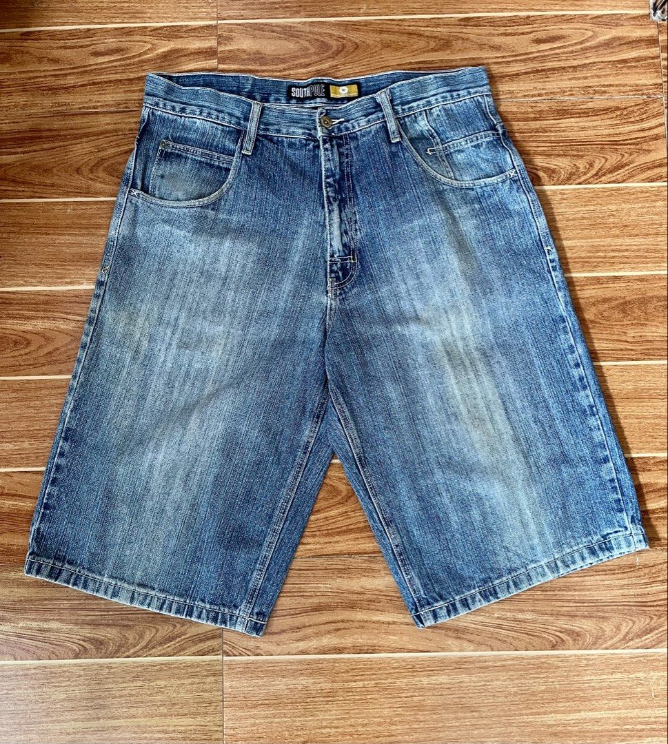 Southpole Jorts (Category: Shorts) located in Manila. Submitted by a.stmngo (Listing ID 1470272862, Image 1). Description: Waist 36 inches Length 26.5 inches Leg opening 12.5 inches Issue need wash faded tab (see last picture) 📍Manage your expectation. Item is thrifted. 📍Nagcarlan, Laguna.