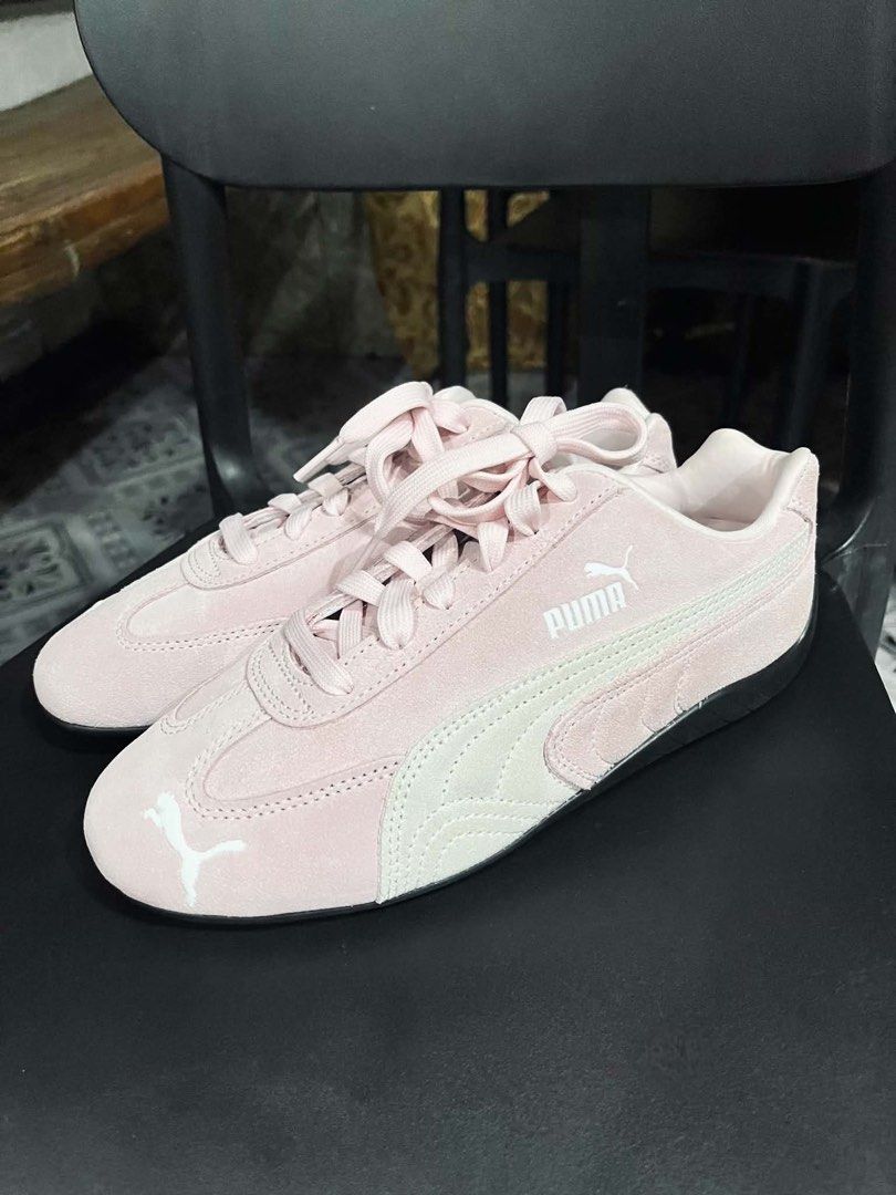Speedcat OG Wns (Category: Sneakers) located in Cabuyao City. Submitted by ishaleip. (Listing ID 1470196380, Image 2). Description: 🌸💗 Speedcat OG Wns whisp of pink-puma white 👟✨ Once used, still stylish! A cute pink pair perfect for your everyday OOTD. 📍Calamba, Laguna 📩 Message me for the price and inquiries, still negotiable.