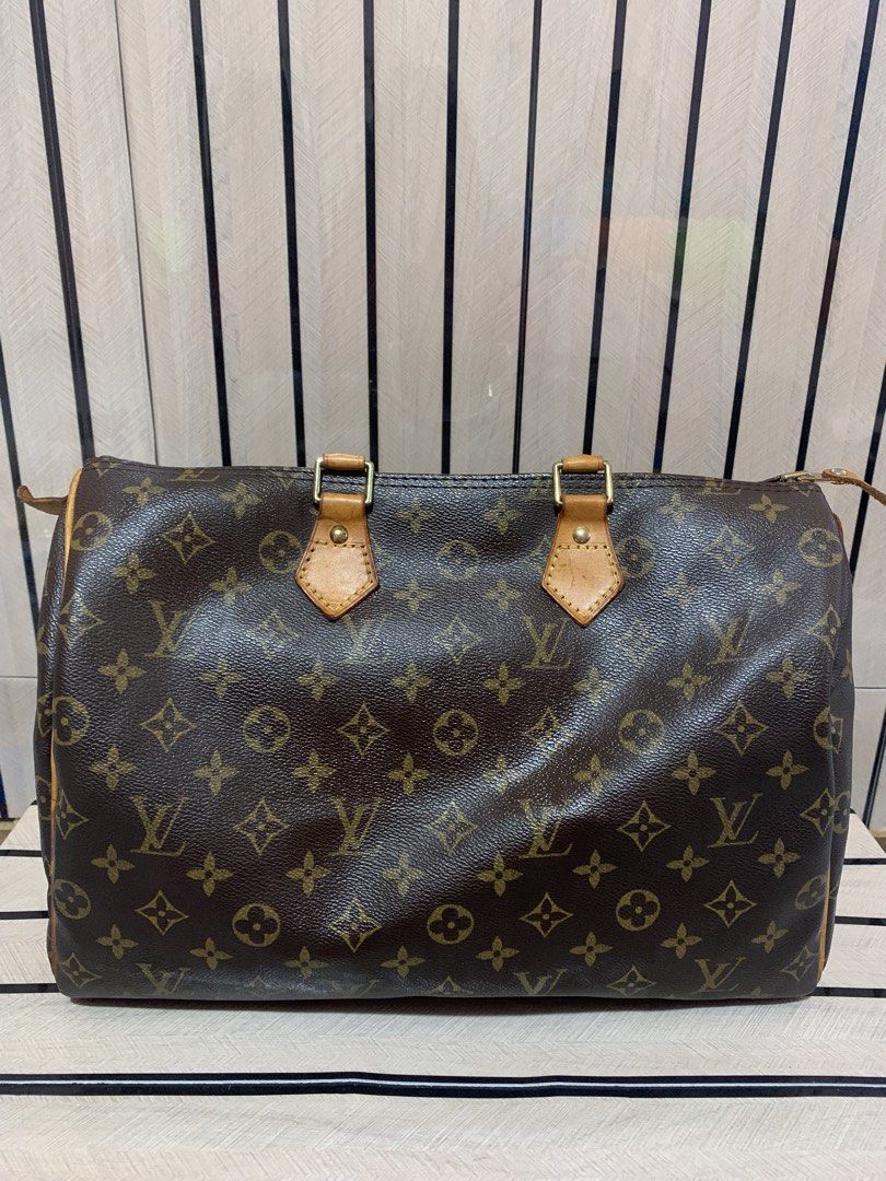 Speedy 35 (Category: Purses & Pouches) located in San Fernando. Submitted by preluxuria_online_shop (Listing ID 1470276723, Image 2). Description: .