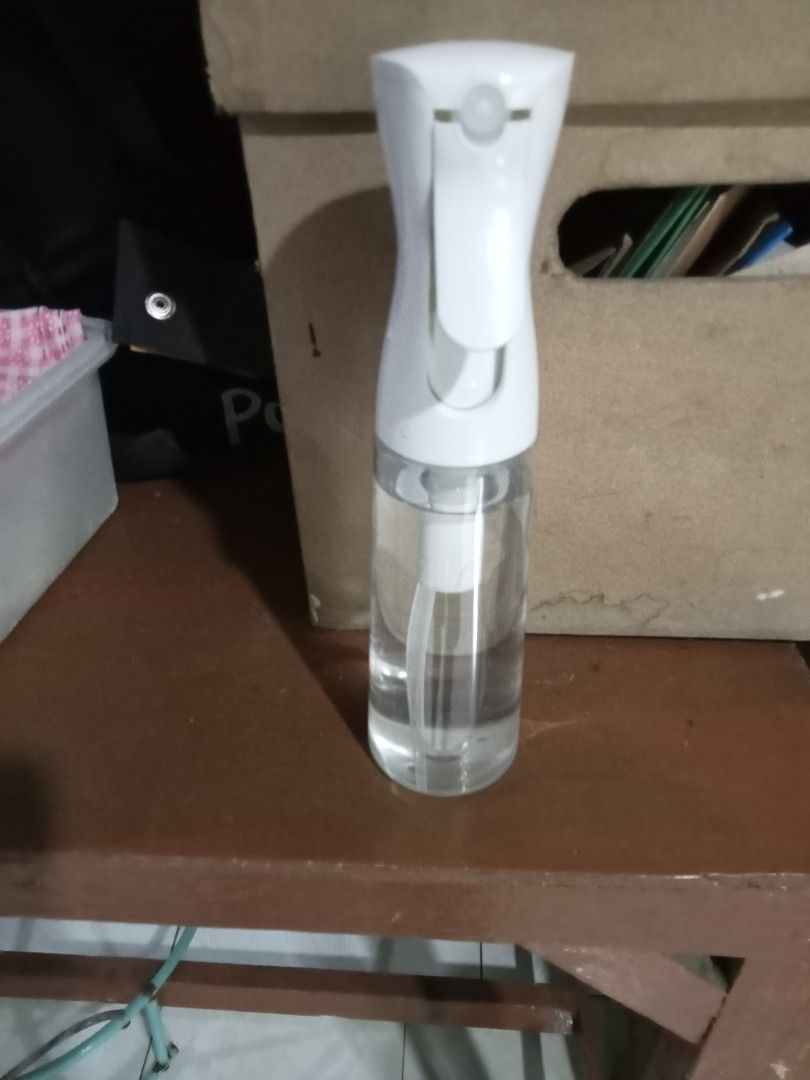 Spray Mist Bottle (Category: Hair) located in Cebu City. Submitted by cebu-garagesale (Listing ID 1470166909, Image 3). Description: Selling Spray Mist Bottles, in great condition. P 300 for each. For pick-up or delivery. Buyer will pay for shipping fees if for delivery. Location: Near San Carlos South Campus, CTS/CCMC. In Cebu City. Check out also our other items: https://garage-sale.pages.dev.