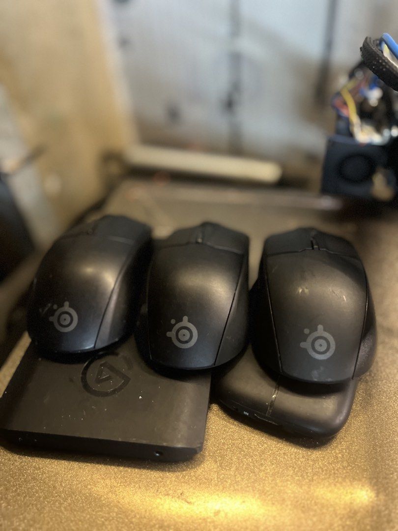 SteelSeries Rival 3 Wireless Gaming Mouse (Category: Mouse & Mousepads) located in Quezon City. Submitted by alyxxz (Listing ID 1470145662, Image 1). Description: - Brand/Model: SteelSeries M-00022 Black Wireless Gaming Mouse - Connectivity: Dual mode with Bluetooth and 2.4GHz wireless - Power: Uses AAA batteries (easily accessible via removable top shell) - Features: Bottom-mounted optical sensor and dedicated power switch - Condition: Normal su