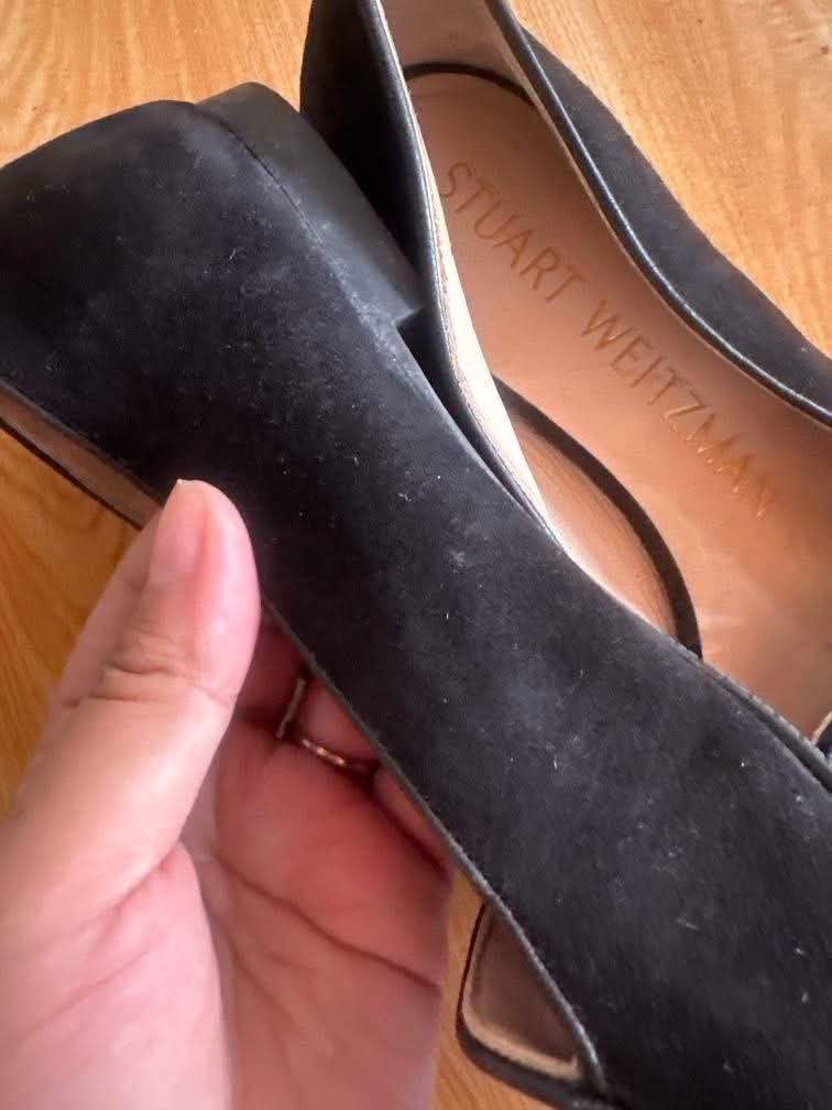 Stuart's weitzman (Category: Casual Shoes) located in Manila. Submitted by declutterwithmae2x (Listing ID 1470230421, Image 3). Description: 🌸✨ THRIFT QUEEN SHOP ✨🌸 👗 PRELOVED CLOTHING/BAGS/SHOES AT AFFORDABLE PRICES! 🛍️💕 💖 Quality items at budget-friendly prices! 💖 Magaganda at sulit na ukay finds! 💖 Perfect para sa mga fashionista na tipid pero stylish! 💖 First come, first served! 💖 Mine responsibly, mga ka-thrift! 🥰 📌 REMINDERS: ✔️