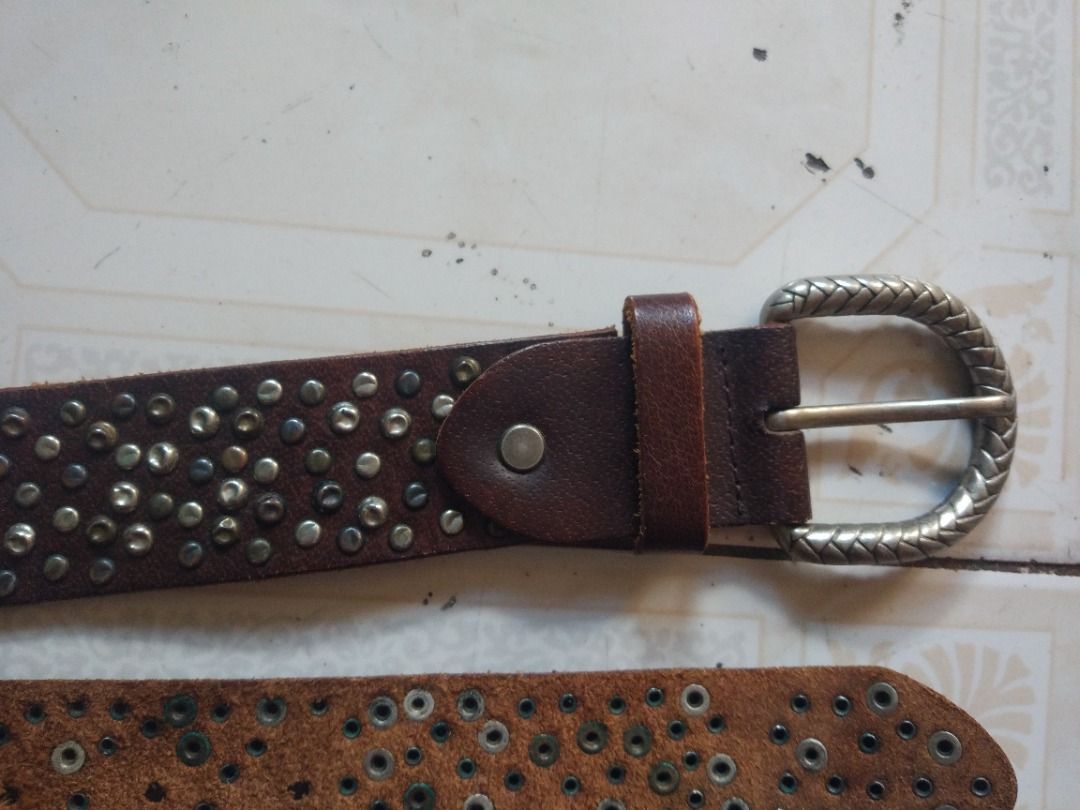 Studded Leather Belt (Category: Belts) located in Pasay City. Submitted by denimdude.ph (Listing ID 1470273451, Image 2). Description: fits 33 inch waist max.