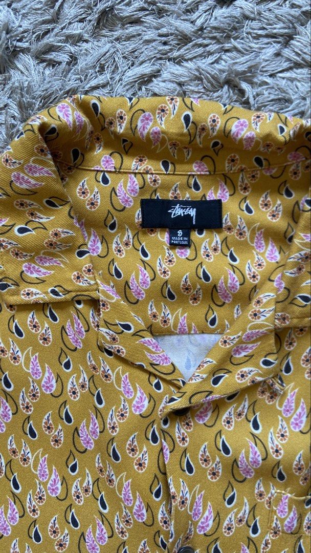 Stussy Paisley Button Down (Category: Tshirts & Polo Shirts ) located in San Juan City. Submitted by plskuninniyonagamitko (Listing ID 1470213878, Image 2). Description: 20 x 26.