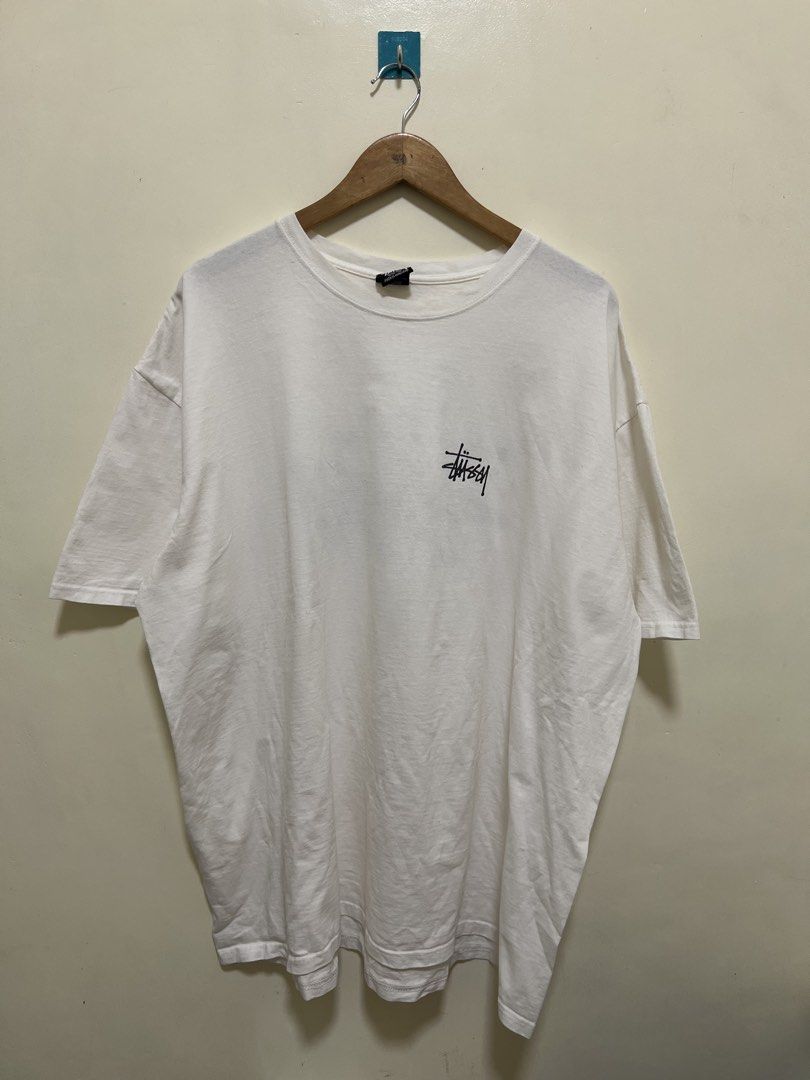 Stussy White Shirt (Category: Formal Shirts) located in Manila. Submitted by thriftpoint99 (Listing ID 1470244762, Image 1). Description: 27.5x32 Issue hairline print Good condition.