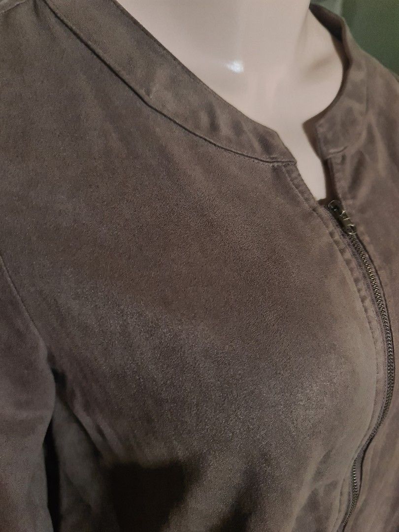Suede full zip jacket (Category: Coats, Jackets and Outerwear) located in Angeles City. Submitted by milovewardrobe (Listing ID 1470180234, Image 2). Description: Small size mannequin for reference Upto 40 bust 14 armhole 22 length.